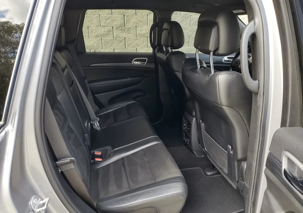 Jeep Grand Cherokee cena 135900 przebieg: 56000, rok produkcji 2020 z Łódź małe 277